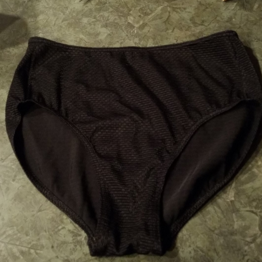It Figures Tankini - Picture 3 of 8